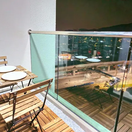 1 Dream Home @ Liberty Arc Studio 浪漫环境与阳台享受漂亮夜景 Ampang  Exterior photo