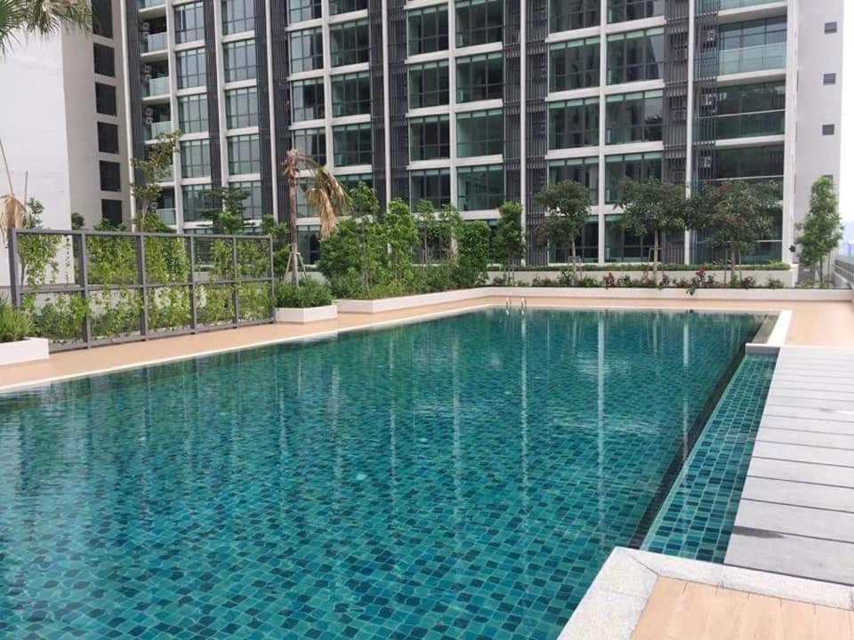 Apartment 1 Dream @ Liberty Arc 浪漫环境与阳台享受漂亮夜景 *